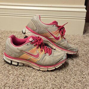 Nike Pegasus Size 6.5